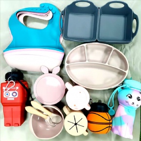 Silicone Baby Feeding Set Bib Plate Bowl and Spoon